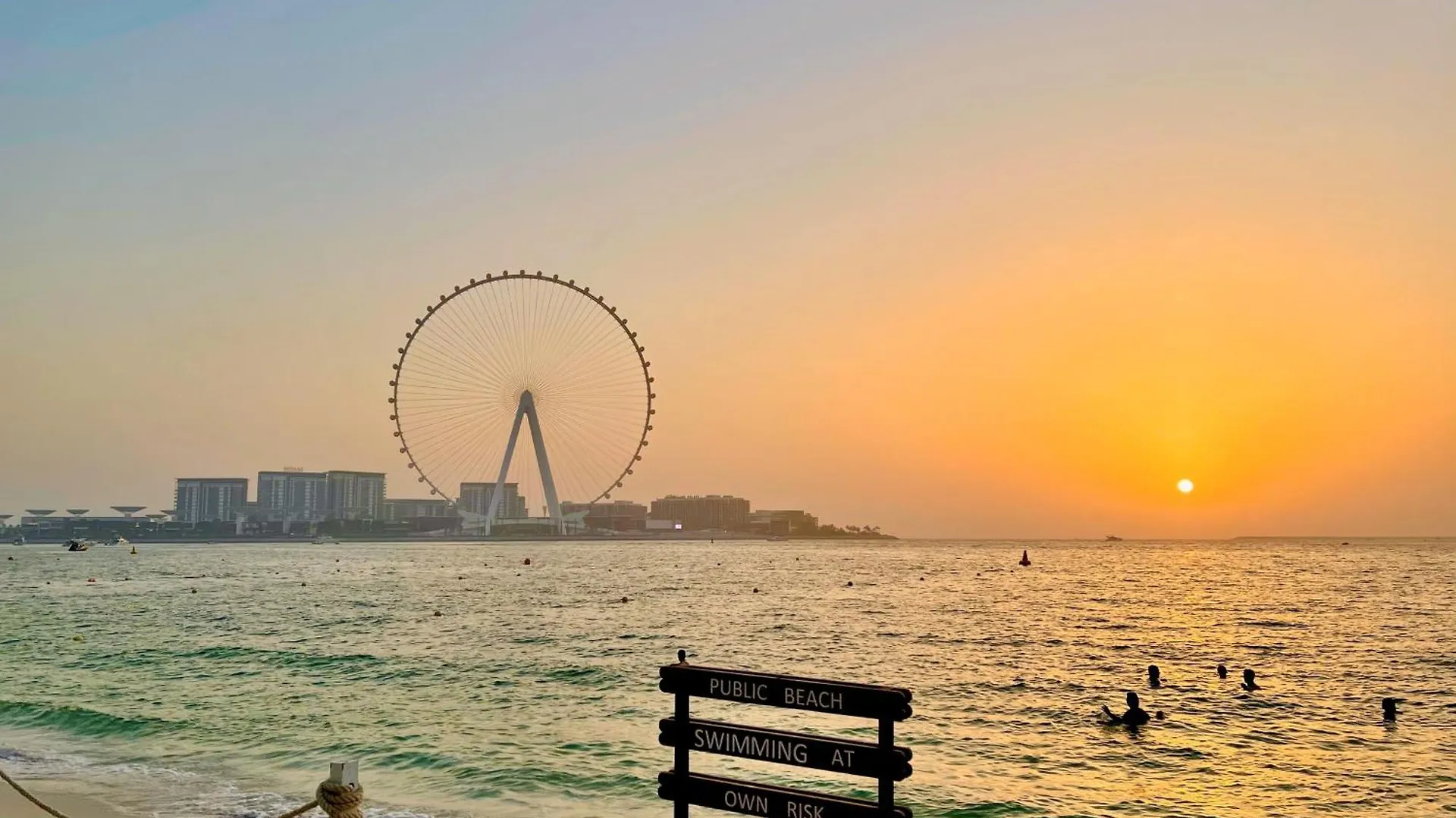 Kapsül Otel Berloga Capsule Jbr Otel Dubai