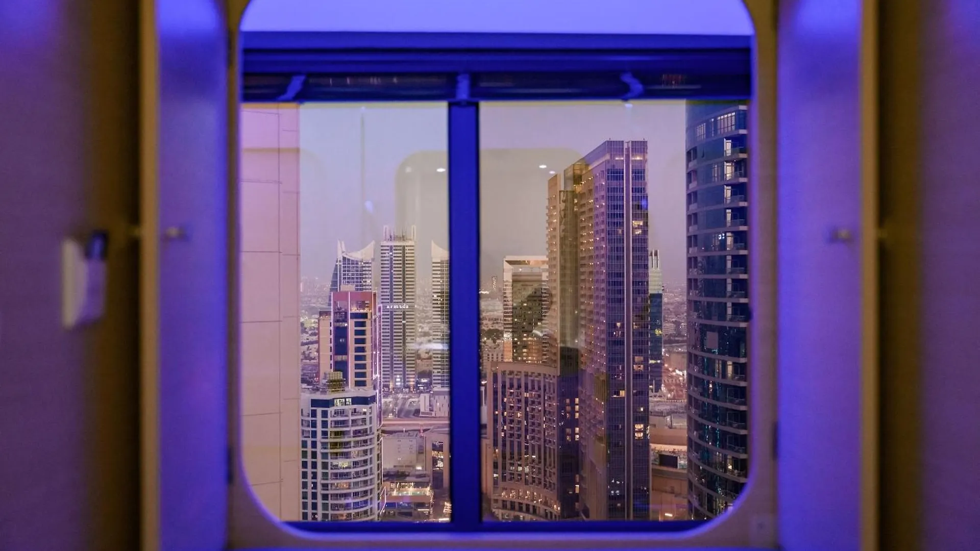 Capsule hotel Berloga Capsule Jbr Hotel Dubai