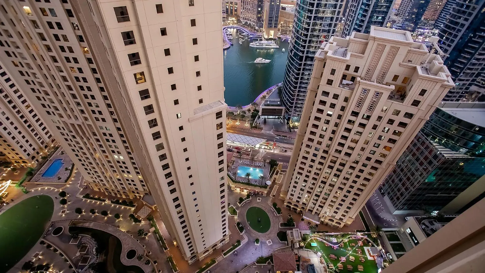 Kapselhotell Berloga Capsule Jbr Hotell Dubai