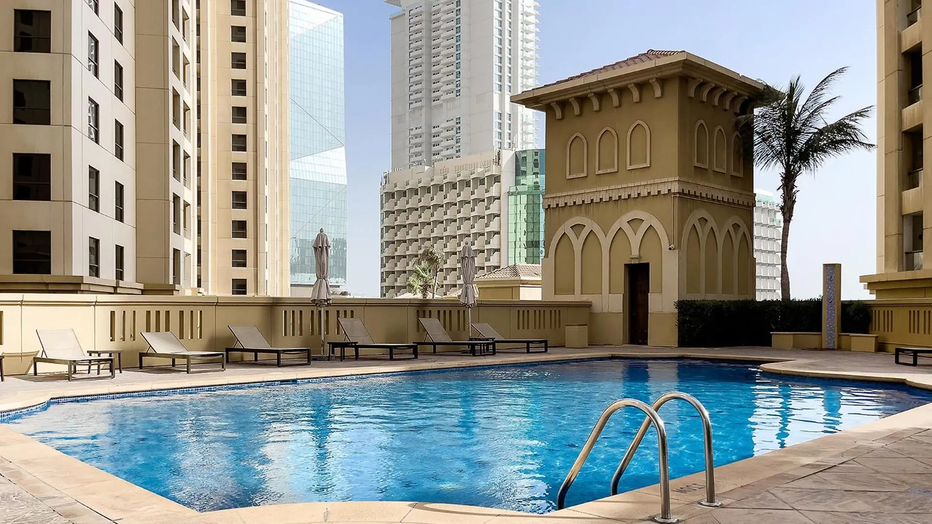 Berloga Capsule Jbr Hotell Dubai