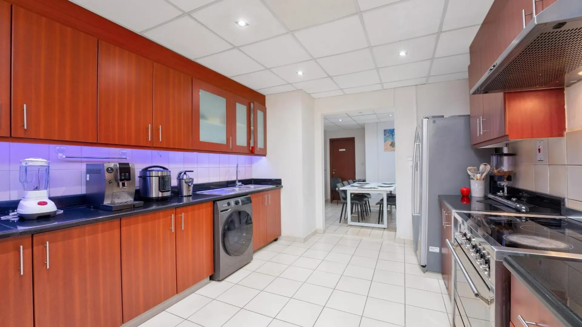Berloga Capsule Jbr Hotell Dubai